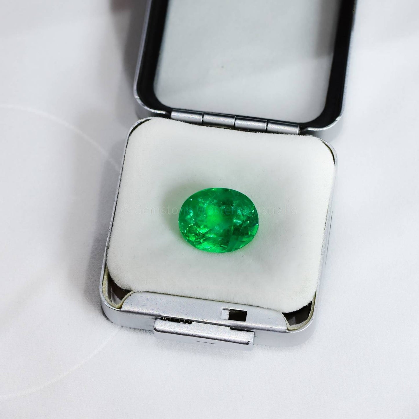 9.4 ct Natural Colombian Emerald Oval Cut