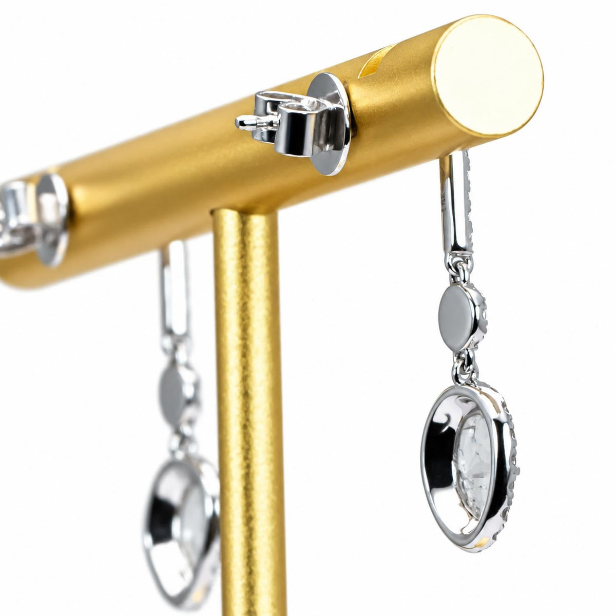 Close detail of the freeform salt and pepper diamonds in 18K white gold