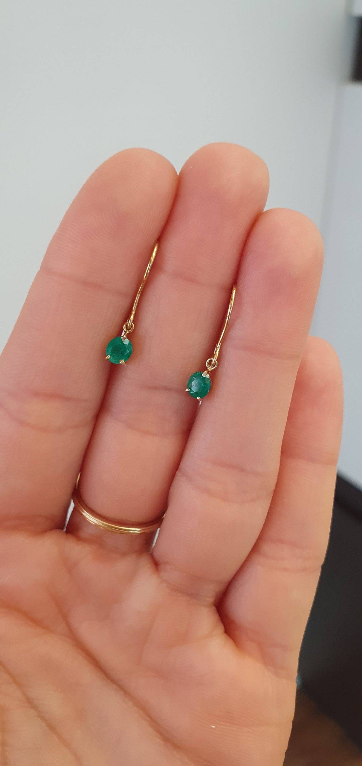 Dangling Oval Emerald Earrings| Colombian Emerald Earrings in 18K Gold