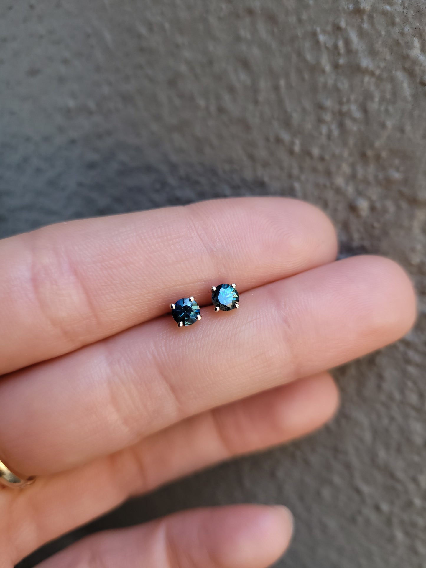 Australian teal sapphire stud earrings 18K white gold