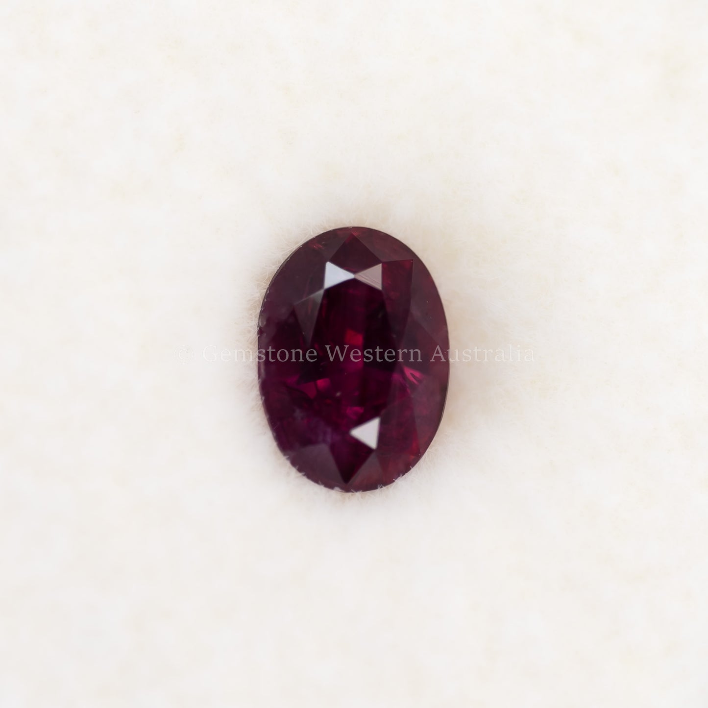 0.54 CT NATURAL UNHEATED RUBY - OVAL CUT