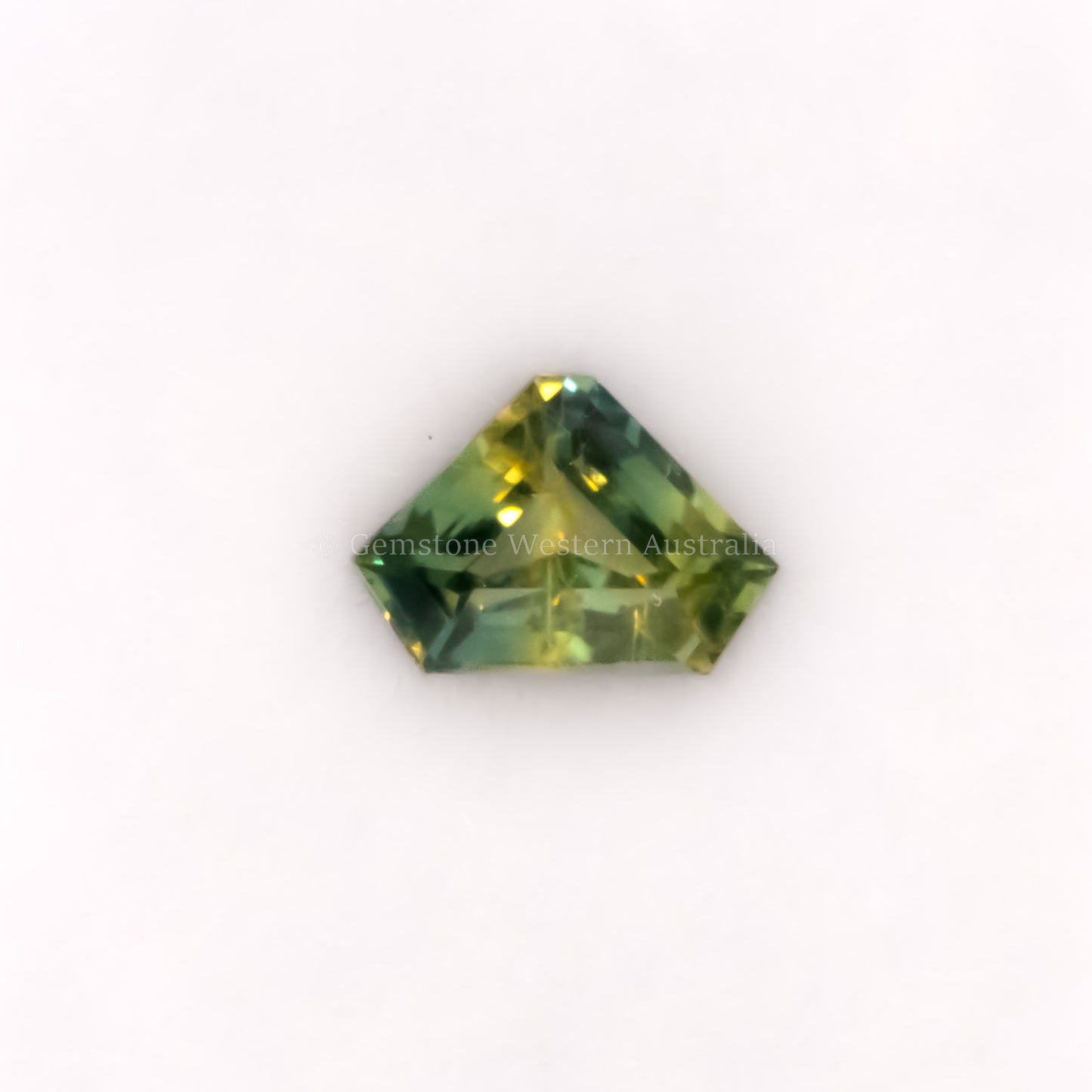 0.69 CT NATURAL UNHEATED TEAL-GREEN SAPPHIRE - SHIELD FANCY CUT