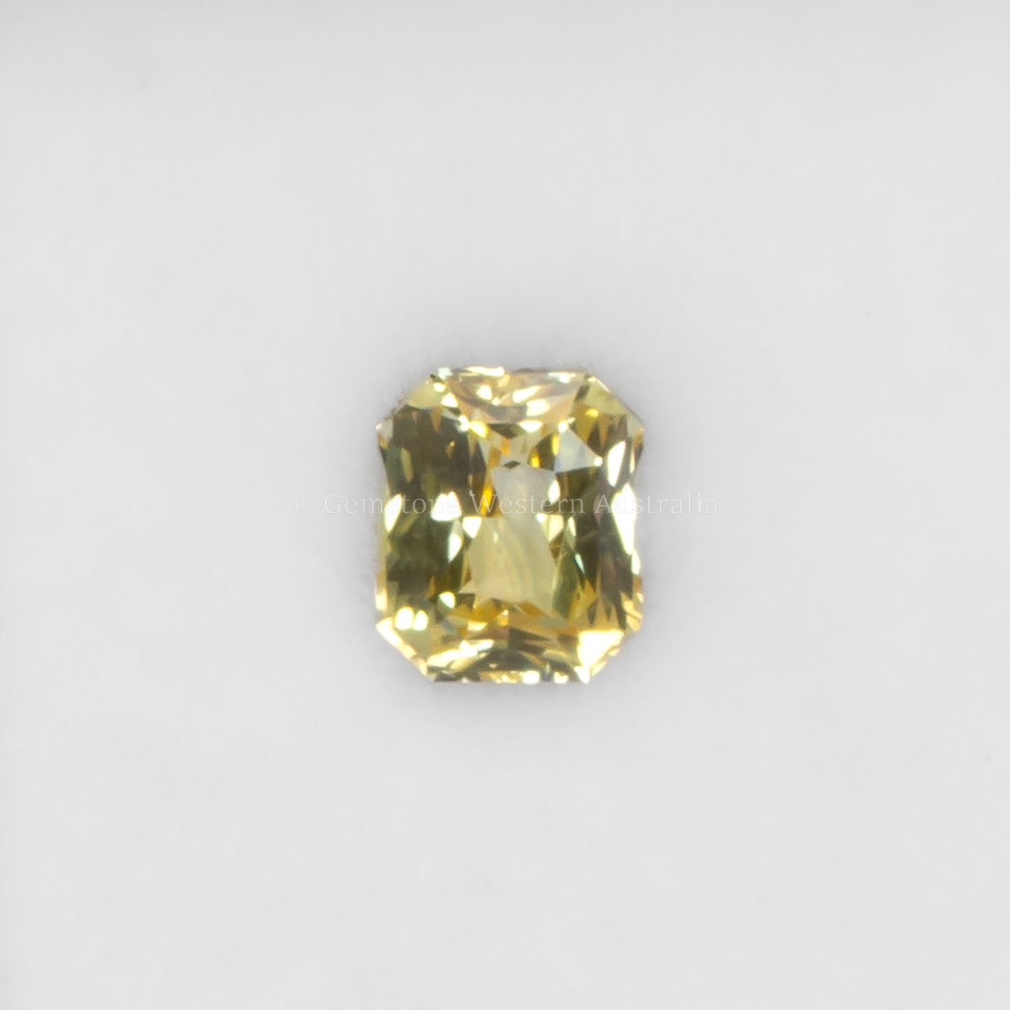 1.26 CT NATURAL UNHEATED YELLOW SAPPHIRE - OCTAGONAL CUT