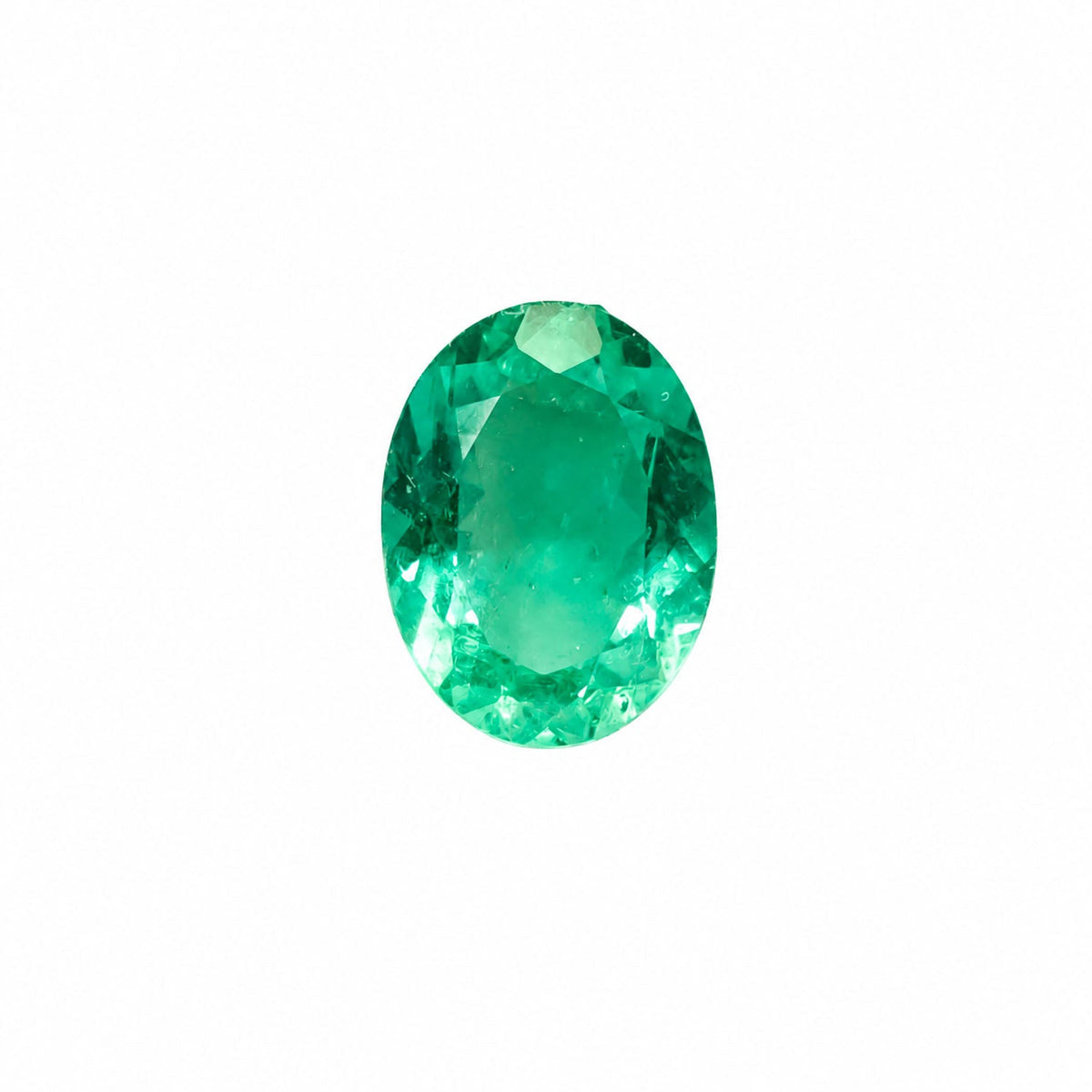 1.09 ct oval cut Colombian emerald, alternate view