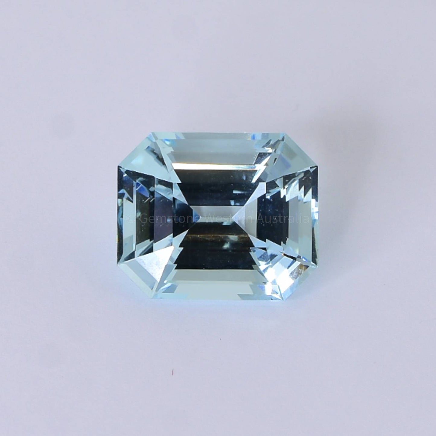 10.51 CT NATURAL AQUAMARINE RADIANT CUT