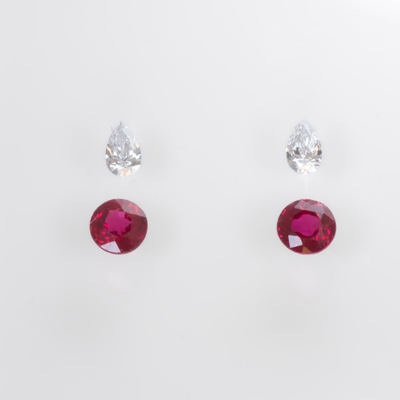 0.9 CT NATURAL UNHEATED RUBY PAIR - ROUND CUT