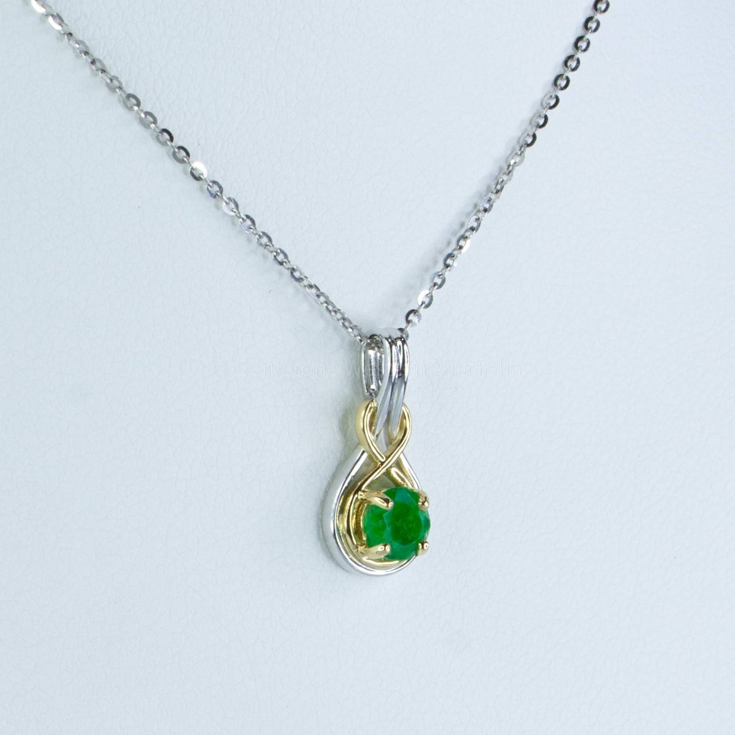 Natural Colombian Emerald Pendant Necklace in 18K Two Tone Gold
