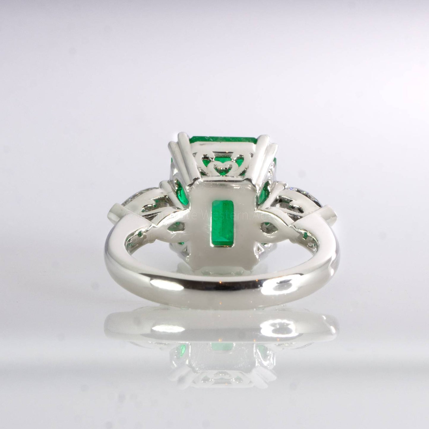 6.46 Carats Colombian Emerald and Diamond Statement Ring GIA Certified