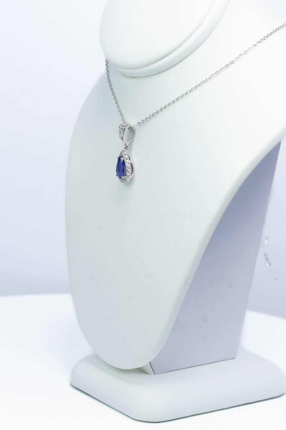 Natural Unheated Sapphire Diamond Halo Pendant in18k White Gold