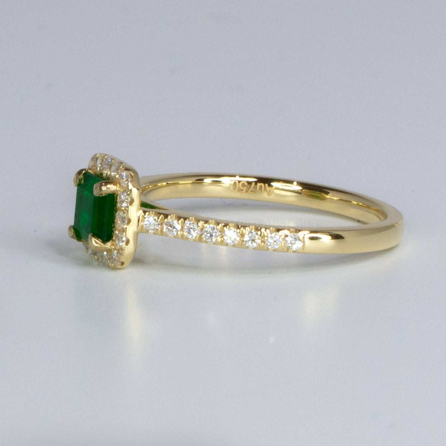colombian emeralds diamond rings