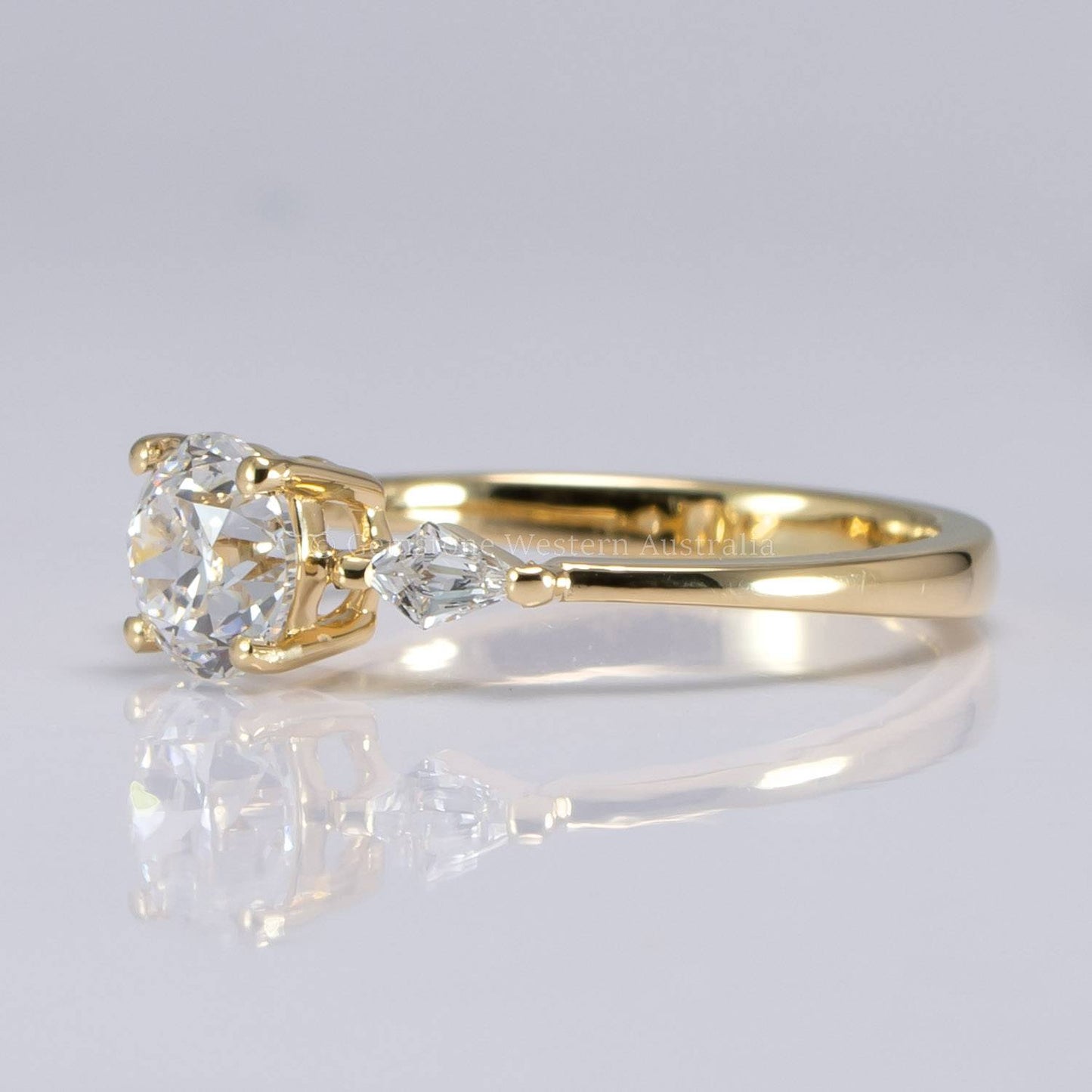 1ct Round Diamond Ring with Kite-Shaped Accents in 18K Yellow Gold