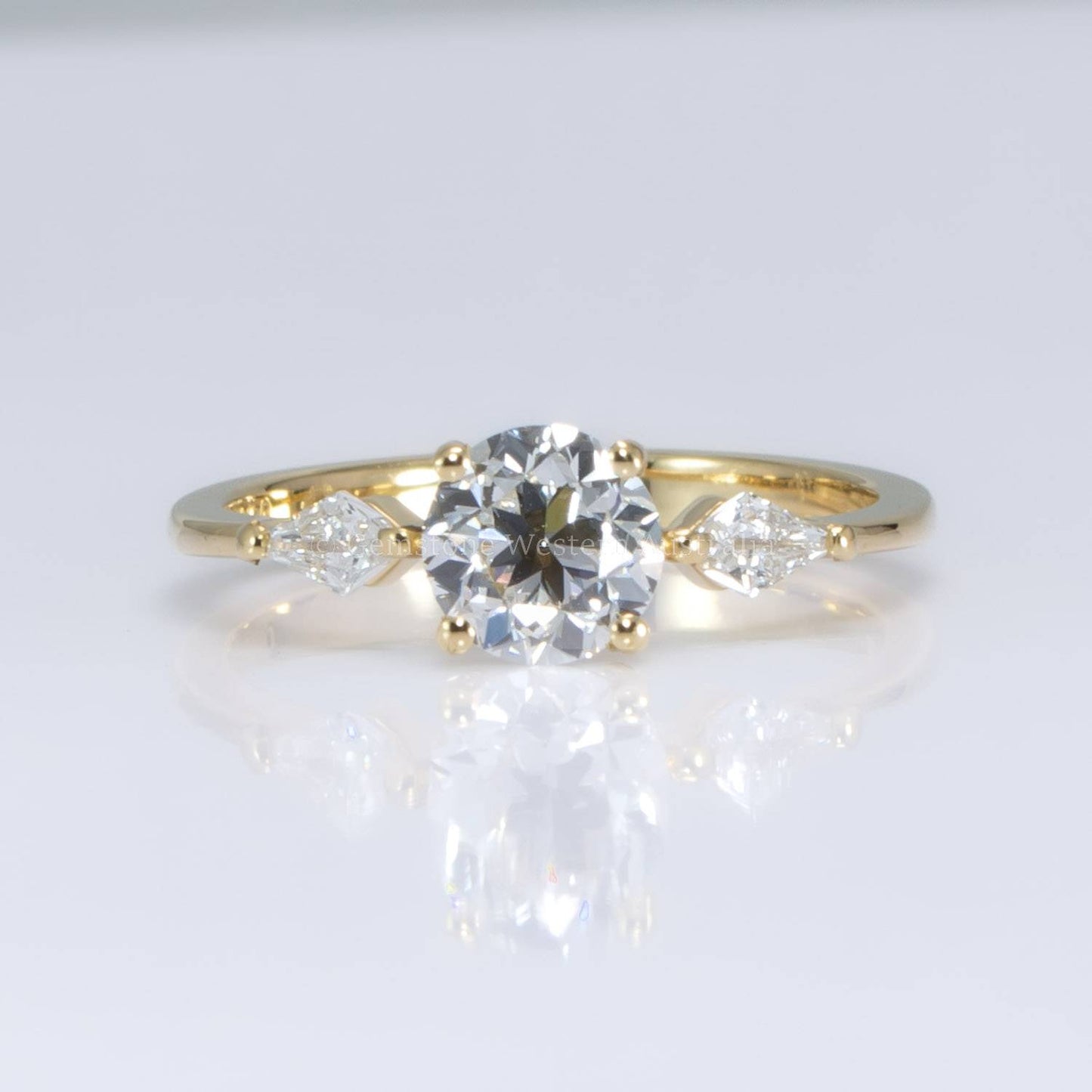 1ct Round Diamond Ring with Kite-Shaped Accents in 18K Yellow Gold