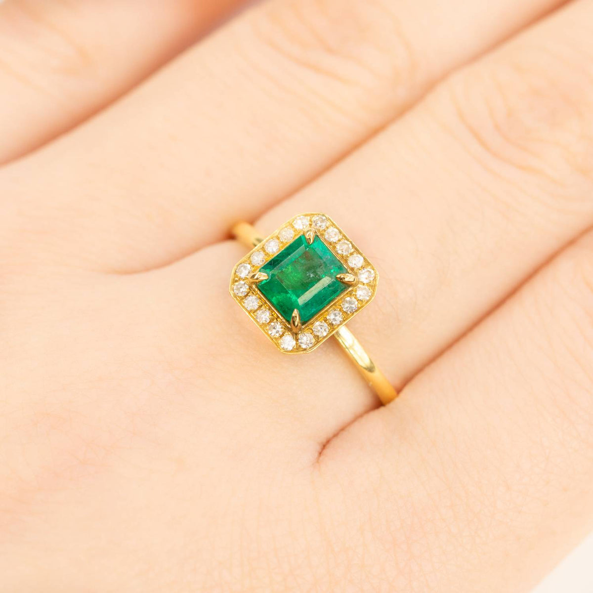 Colombian Emerald and Diamond Halo Ring 18K Gold