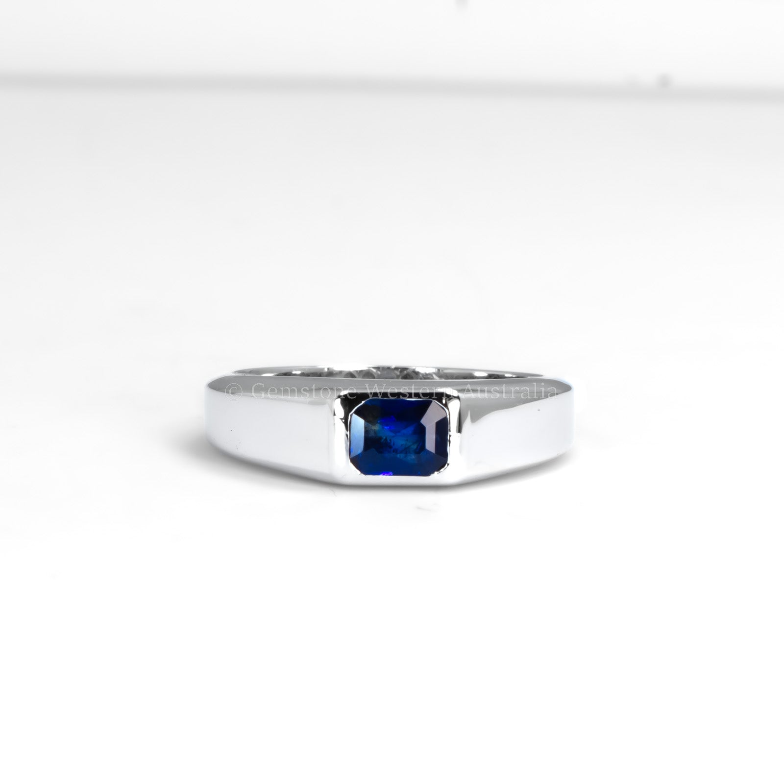 Platinum Men's Ring with Bezel-Set Blue Sapphire – My Store