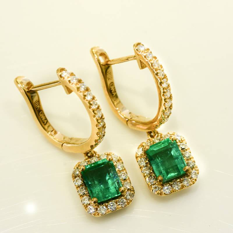 Colombian Emerald Earrings 18k Yellow Gold and Diamond