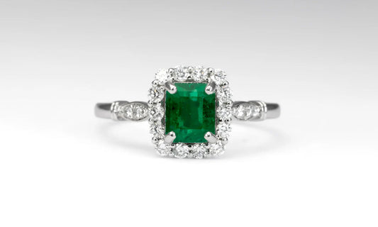 How to Choose the Perfect Emerald Engagement Ring
