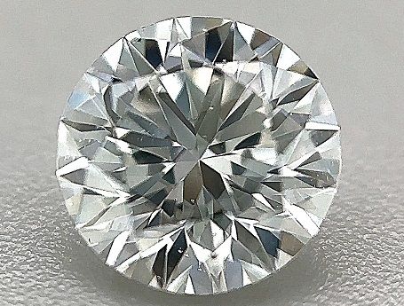 0.7 Carat E-VS2 Round Cut Diamond