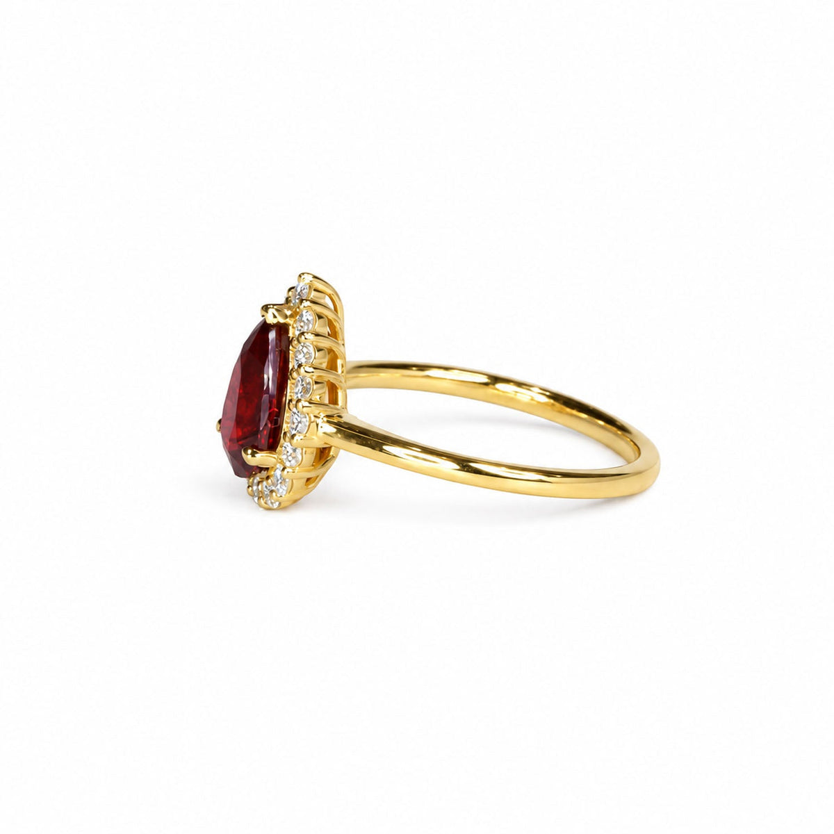 Side profile of the pear ruby halo ring
