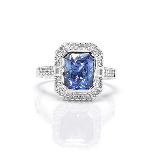3 carats Unheated Sapphire Platinum Ring – front view