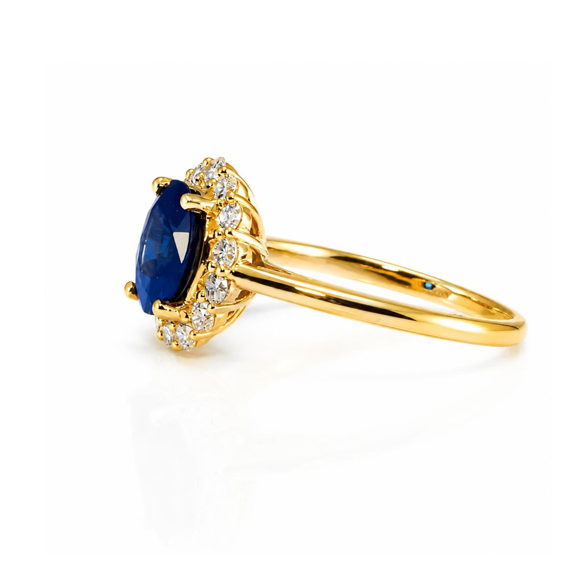 1.68ct Blue Sapphire Ring – side view