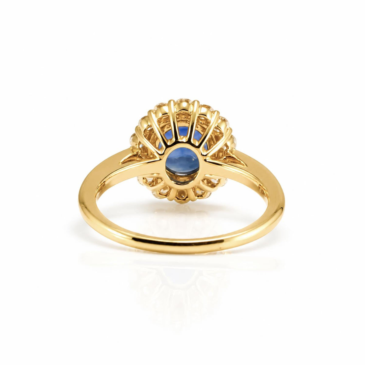 1.68ct Blue Sapphire Ring – detail view