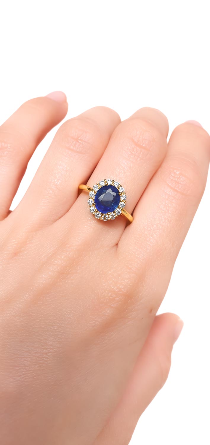 1.68ct Blue Sapphire Ring – top view