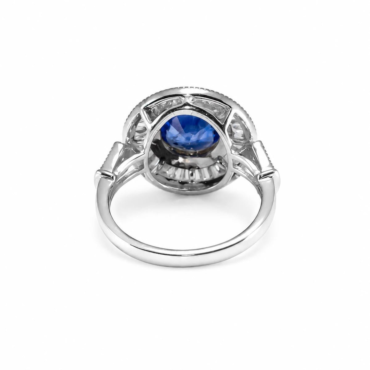 Vintage Style Natural Blue Sapphire Ring – top view