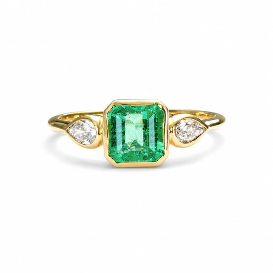 Colombian Emerald Ring in 18K Yellow Gold with Pear Shape Diamonds