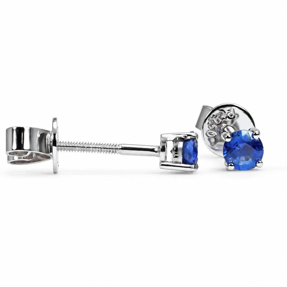 0.50ct blue sapphire studs in platinum 950 shown at an angle