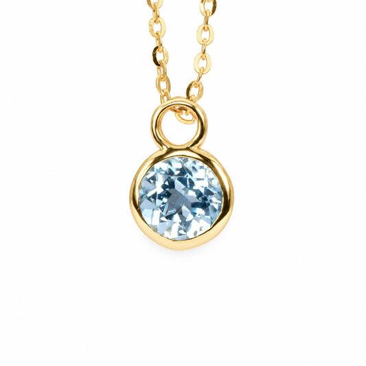 Round aquamarine pendant in 14K yellow gold
