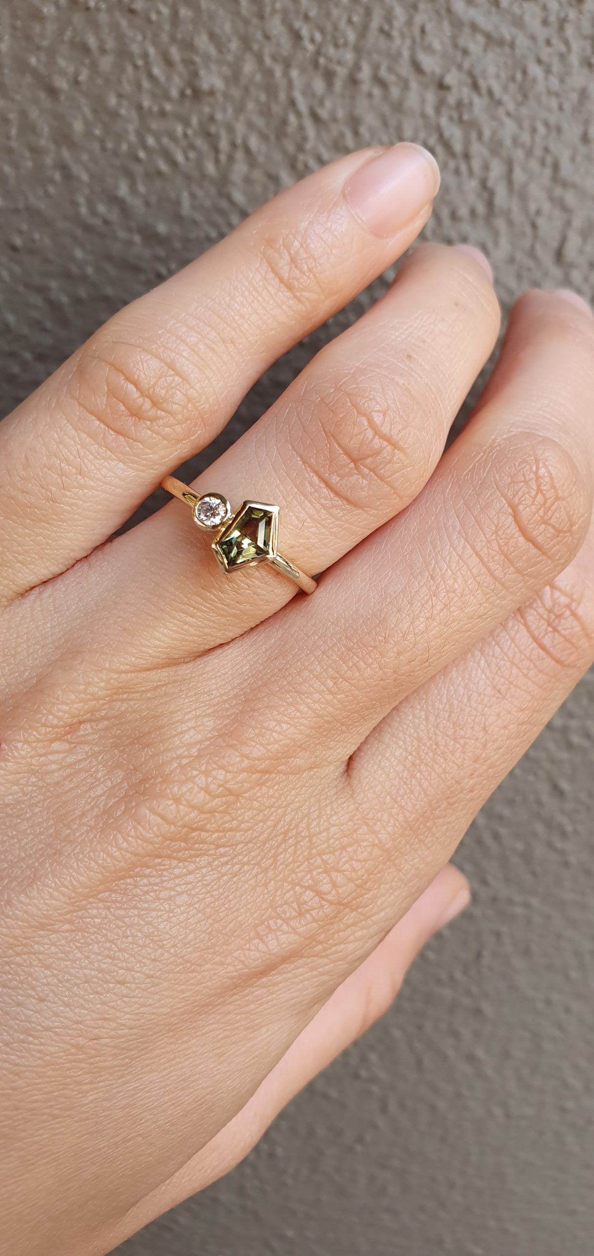 Toi et Moi Ring in 18K Yellow Gold with Natural Teal Sapphire and Diamond