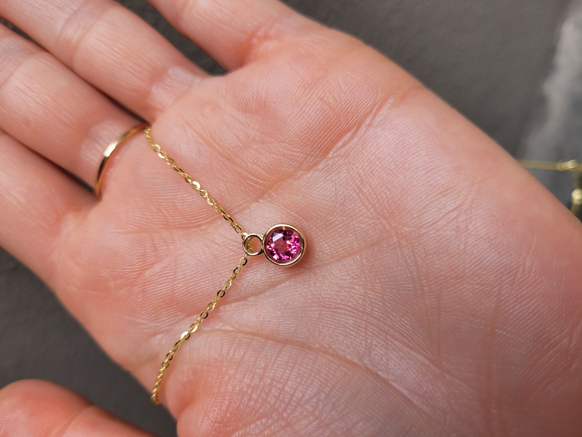 Round Pink Topaz Pendant in 14K Yellow Gold