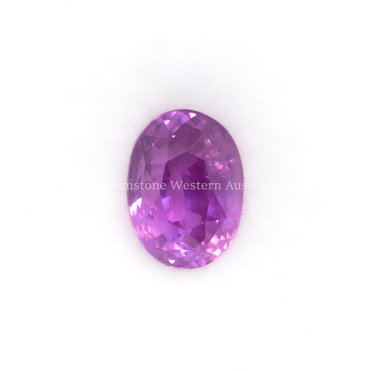 Front view of 2.04 CT NATURAL UNHEATED PINK SAPPHIRE - OVAL CUT in white background.