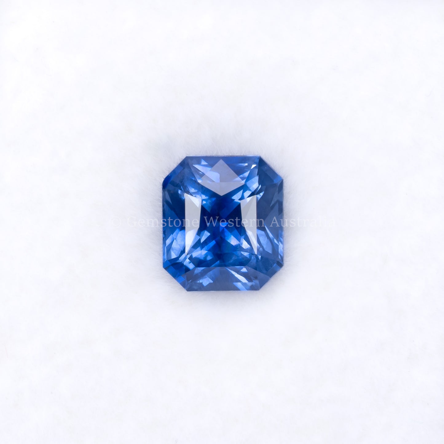 1.15 CT NATURAL UNHEATED BLUE SAPPHIRE in white background