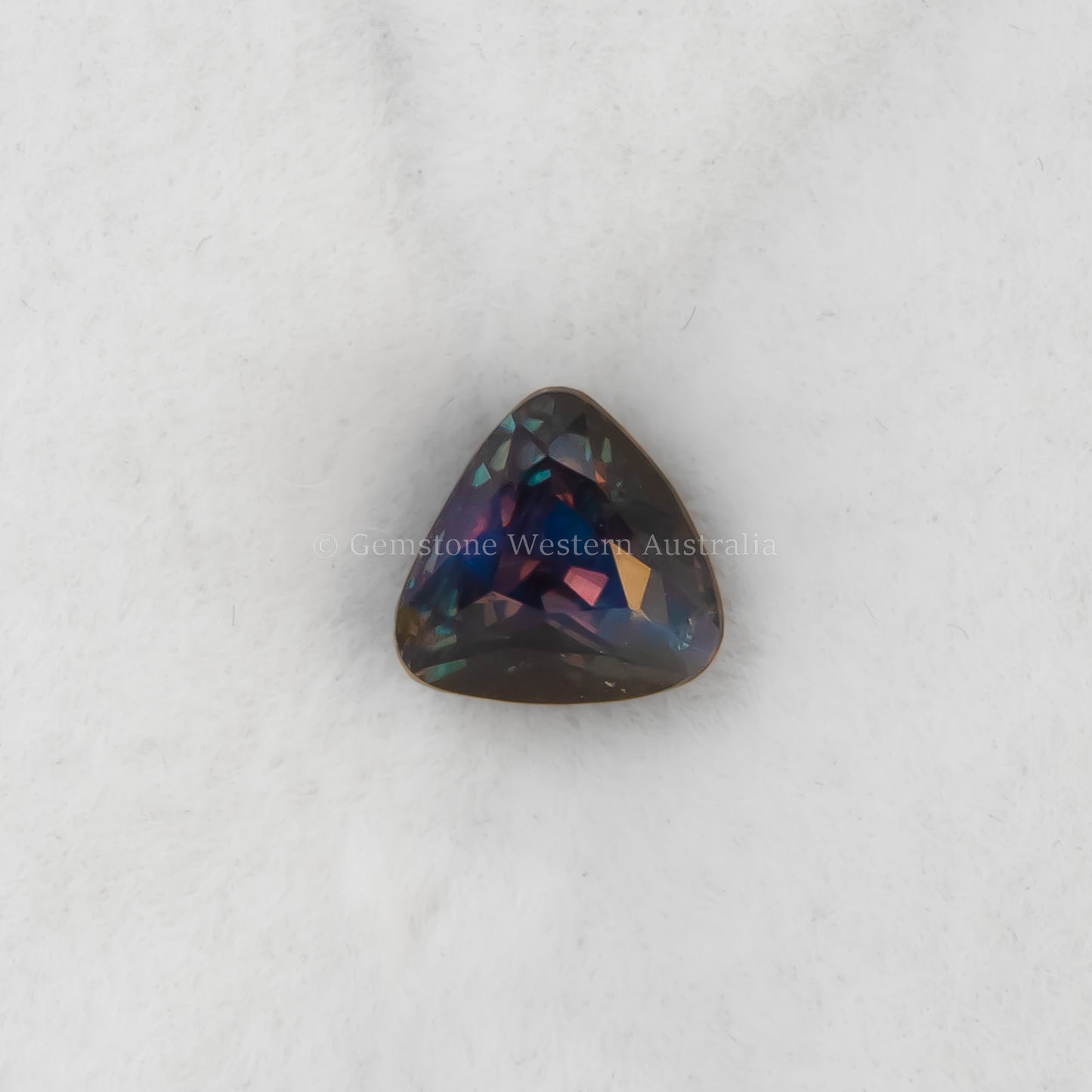 1.03 CT NATURAL ALEXANDRITE - TRIANGULAR CUSHION CUT