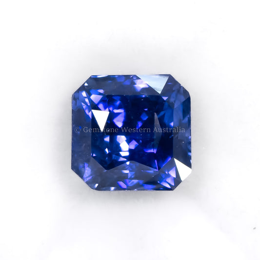5.14 CT NATURAL HEATED BLUE SAPPHIRE - OCTAGON CUT