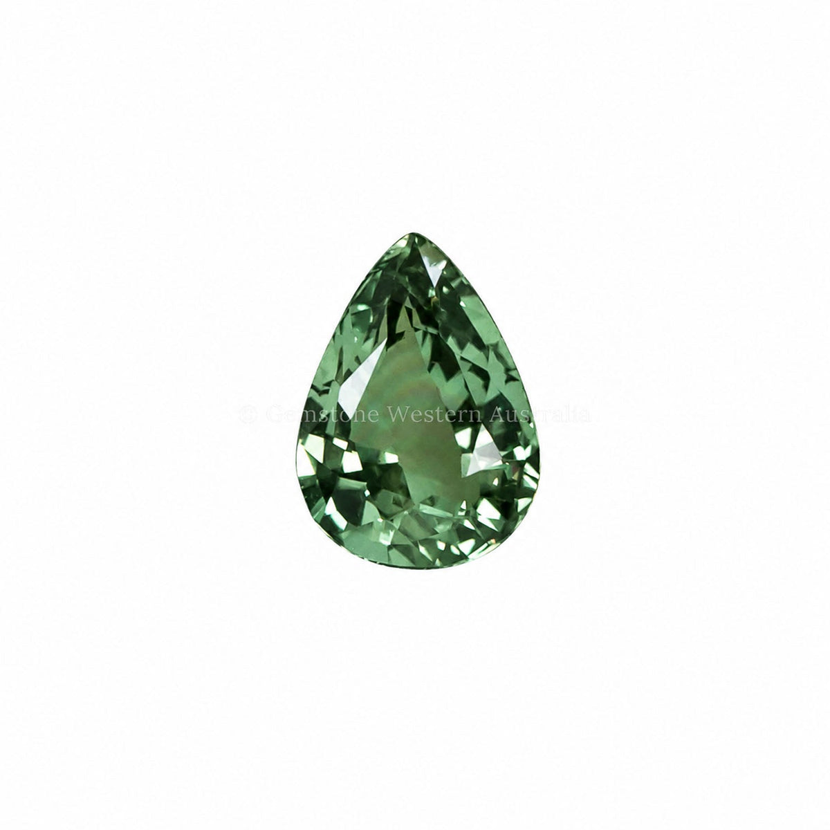 0.91 ct pear cut alexandrite photographed in daylight