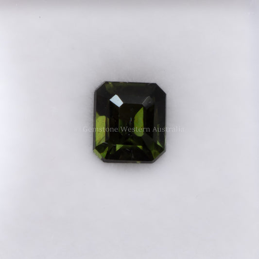 1.72 CT NATURAL UNHEATED GREEN SAPPHIRE - OCTAGONAL CUT
