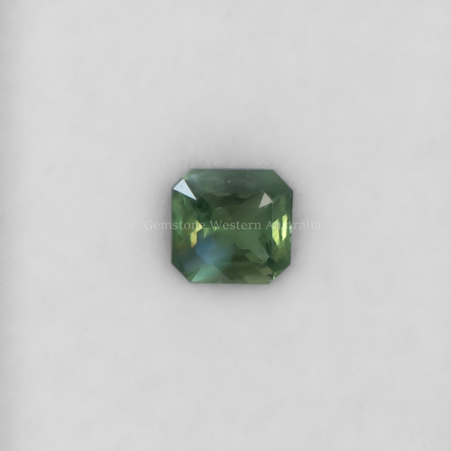 0.66 CT NATURAL ALEXANDRITE - OCTAGON CUT