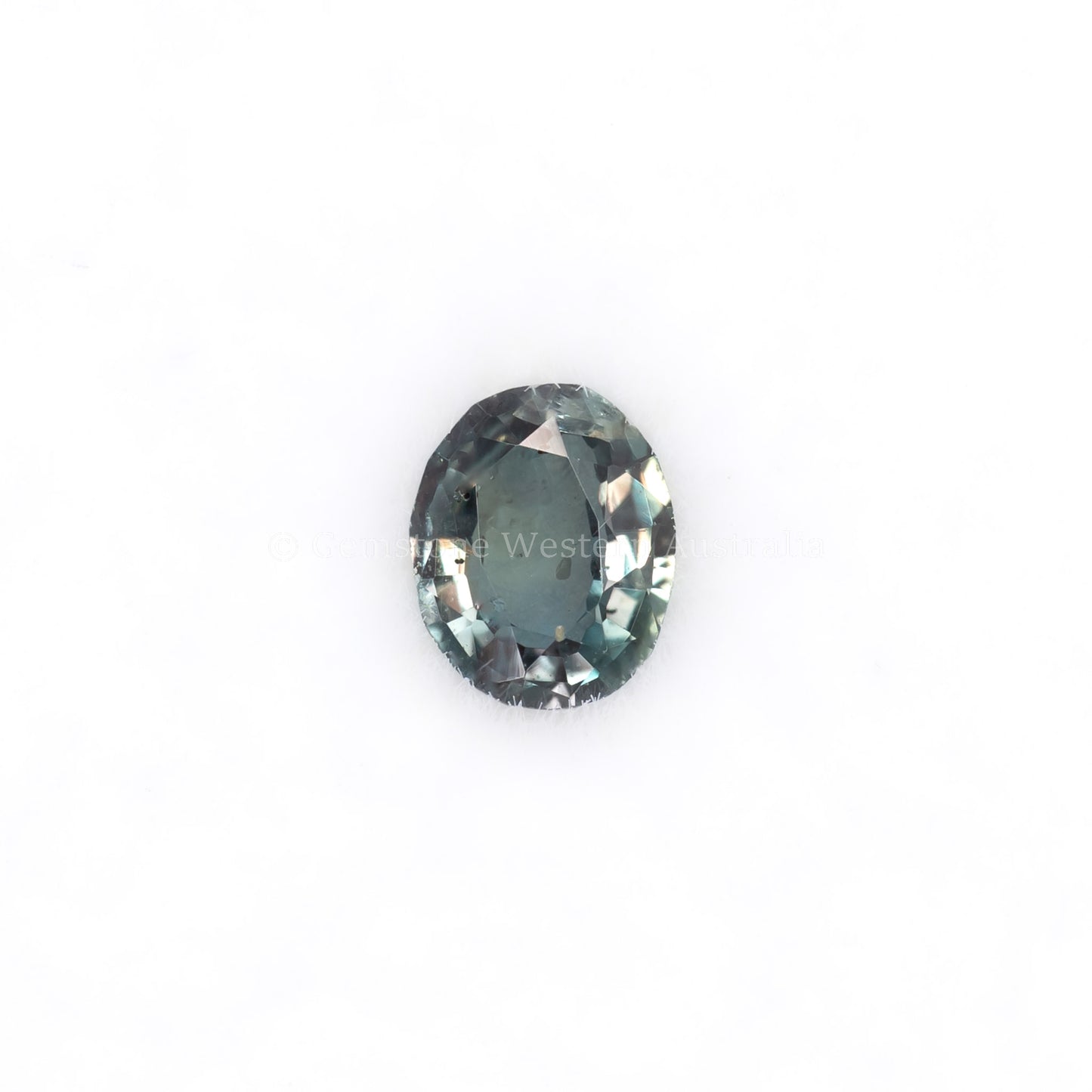 0.20 CT NATURAL ALEXANDRITE - OVAL CUT -  WHITE LIGHT