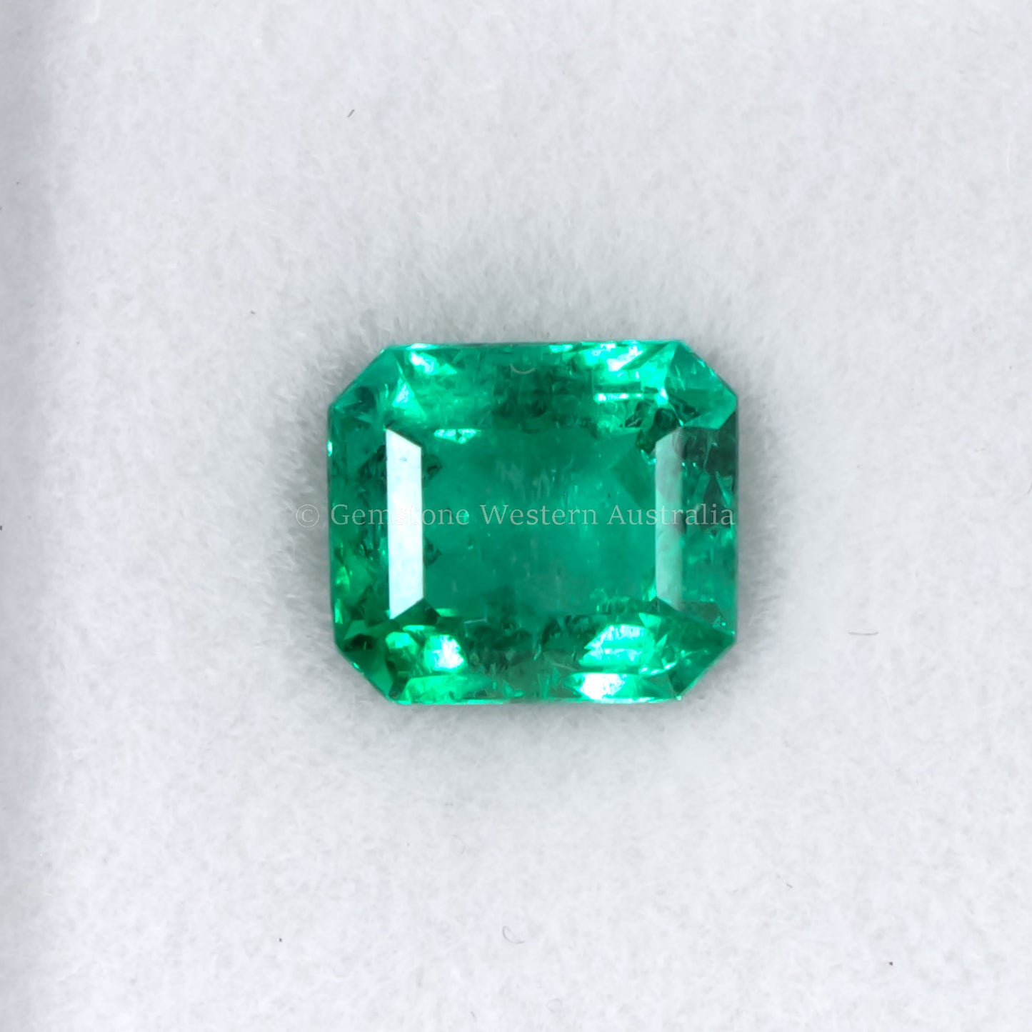 1.98 CT NATURAL COLOMBIAN EMERALD - EMERALD CUT