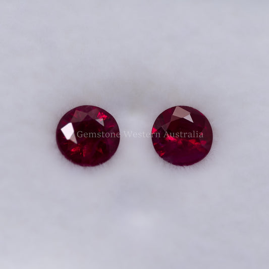 0.56 CT NATURAL RUBY PAIR - ROUND CUT