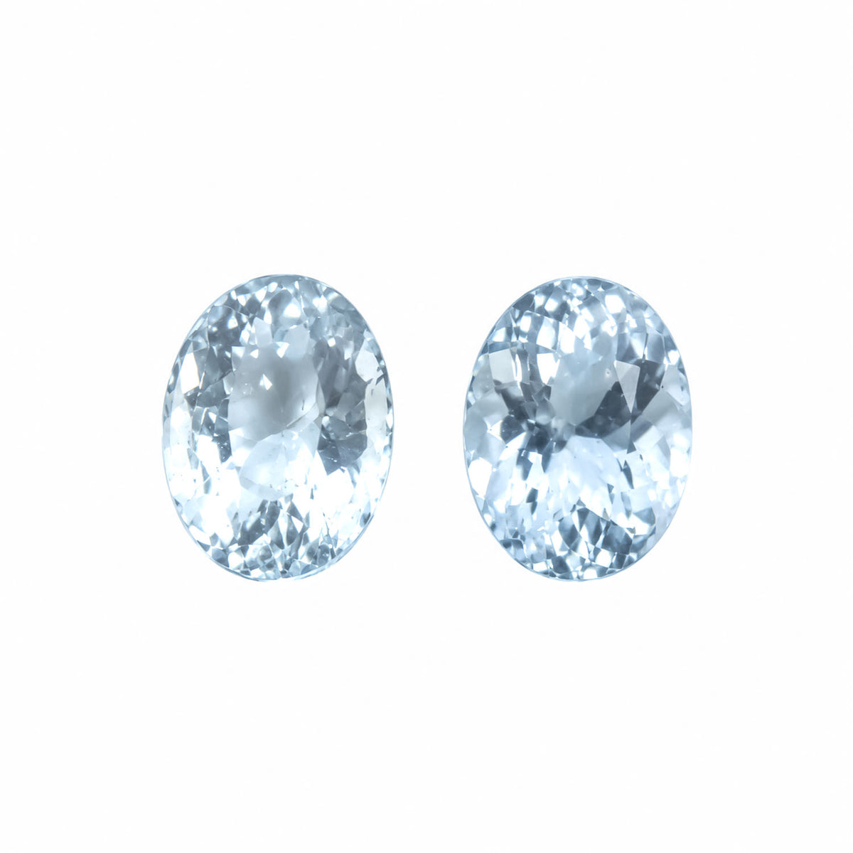 4.40ct pair of natural light blue aquamarines, oval cut