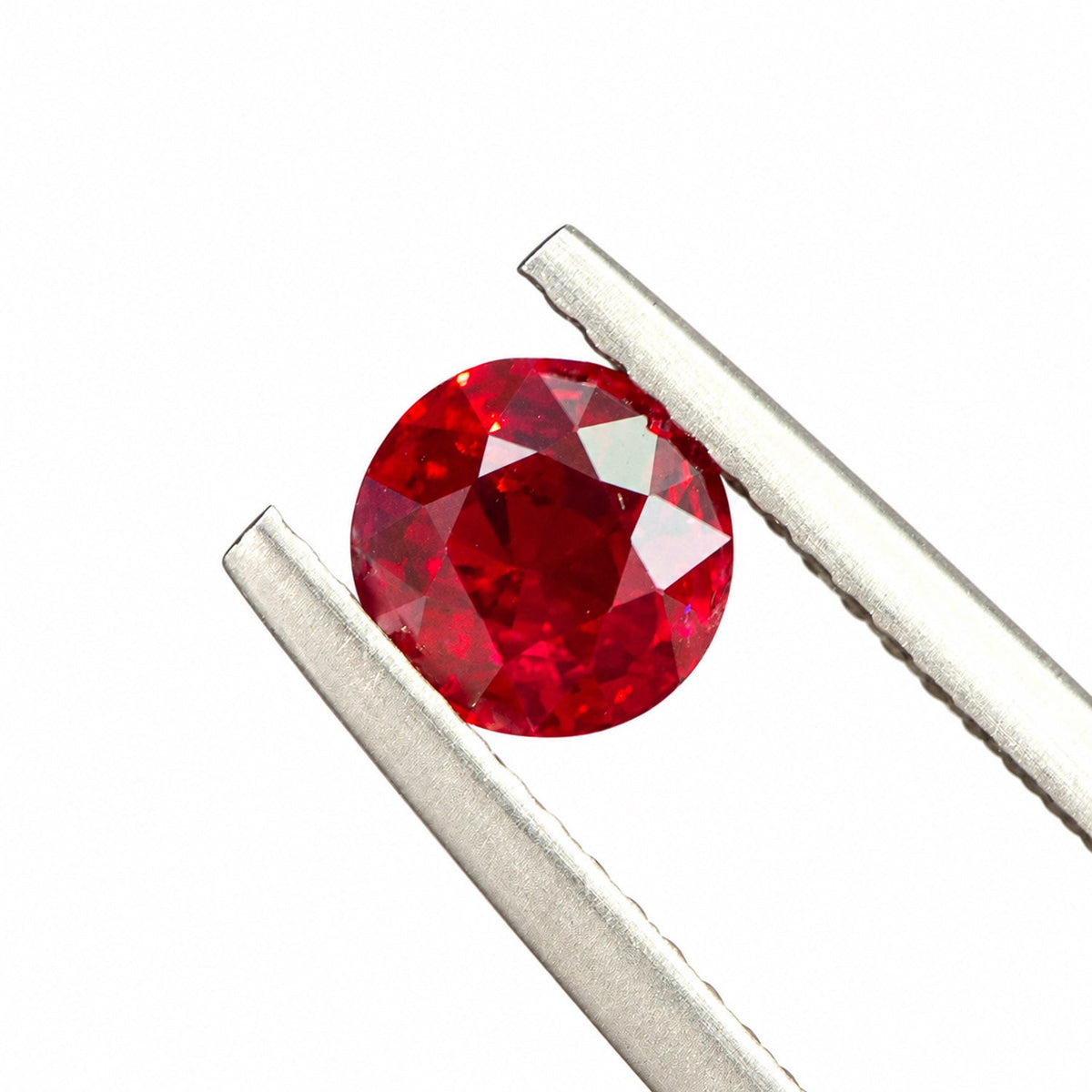 1.0 ct natural unheated ruby shown at an angle