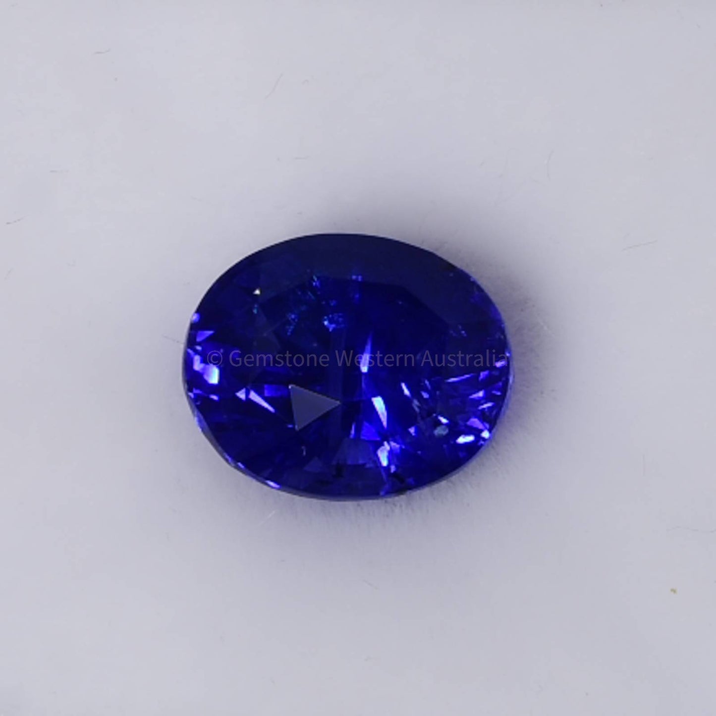 4.06 CT NATURAL UNHEATED BLUE SAPPHIRE OVAL CUT