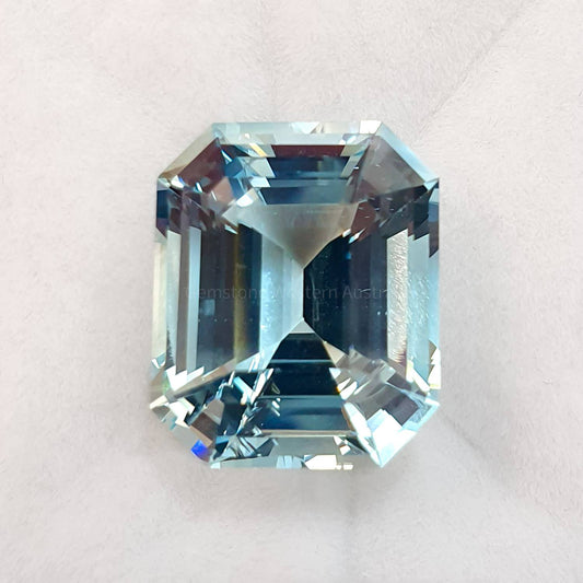 10.51 ct Natural Aquamarine Loose Gemstone Emerald Cut