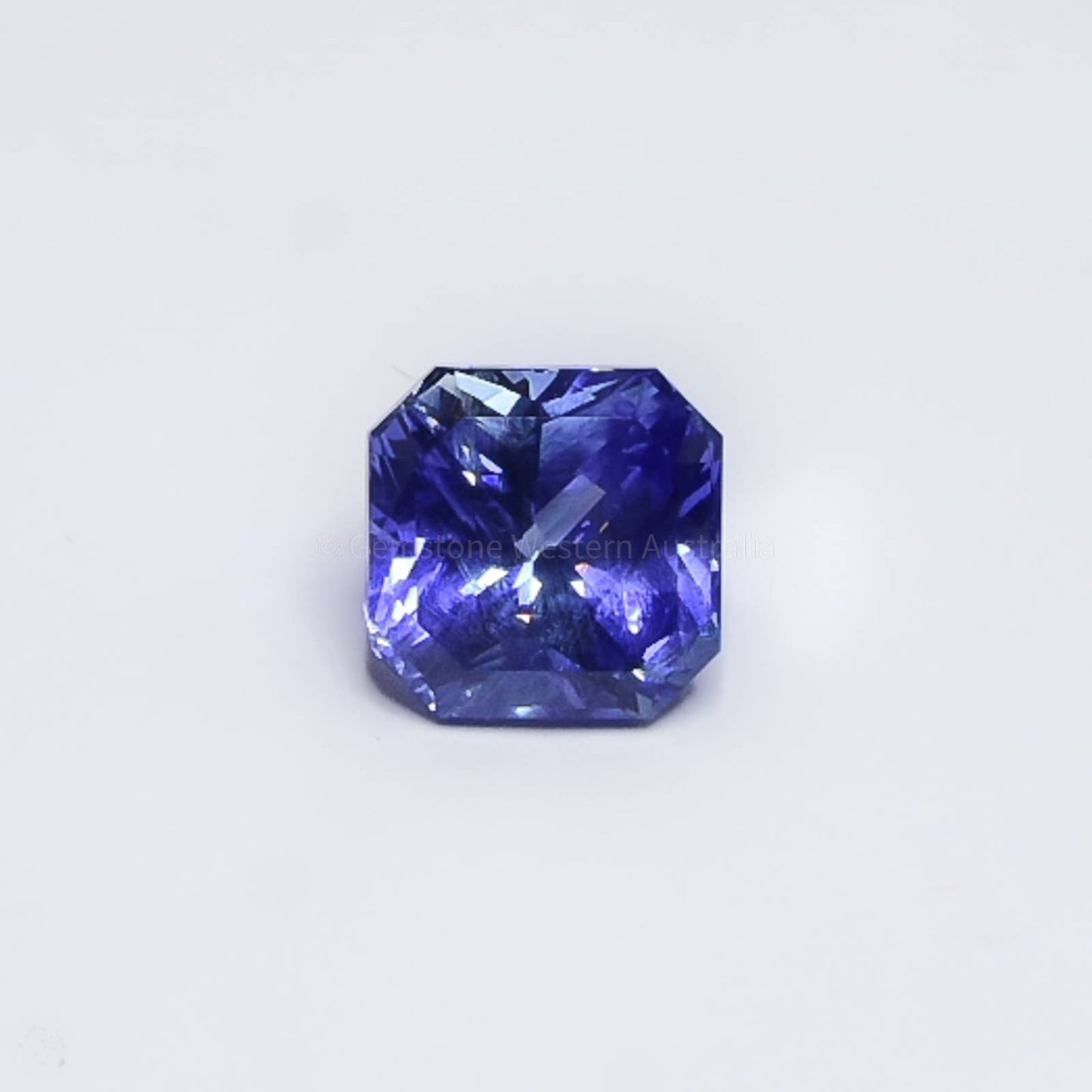 3.58 CT NATURAL BLUE SAPPHIRE OCTAGON CUT