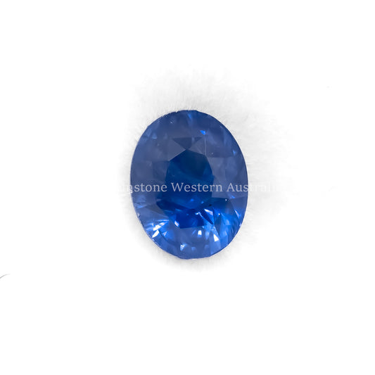 Front view of 2.04CT NATURAL VIVID BLUE SAPPHIRE – OVAL MIXED CUT (UNHEATED) in white background.