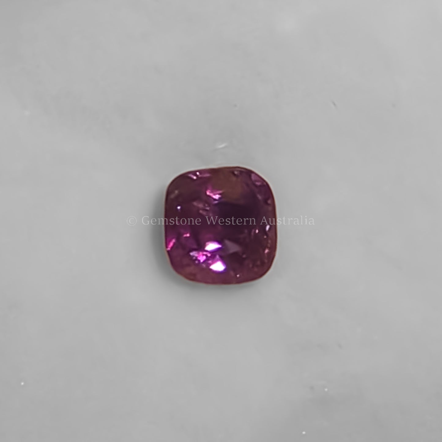 0.90 CT NATURAL ALEXANDRITE -  CUSHION CUT