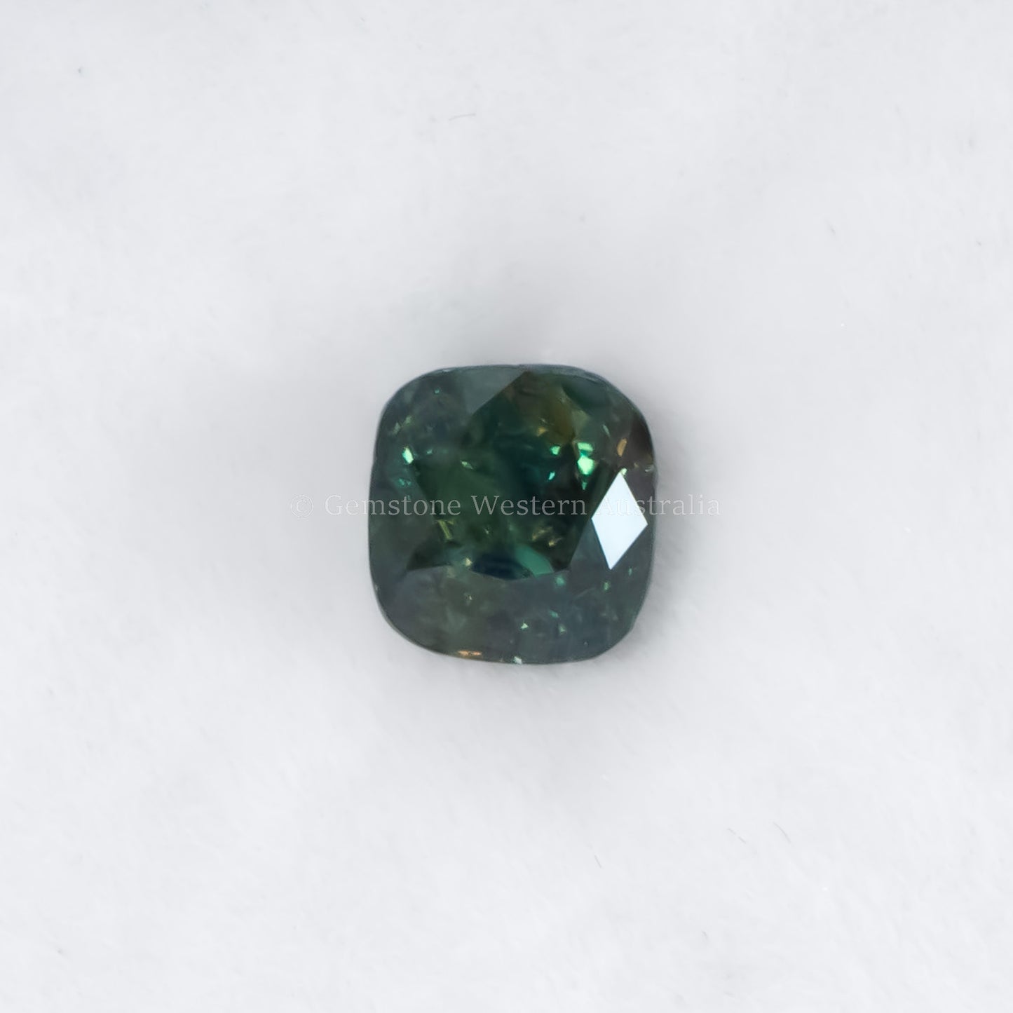 0.90 CT NATURAL ALEXANDRITE -  CUSHION CUT